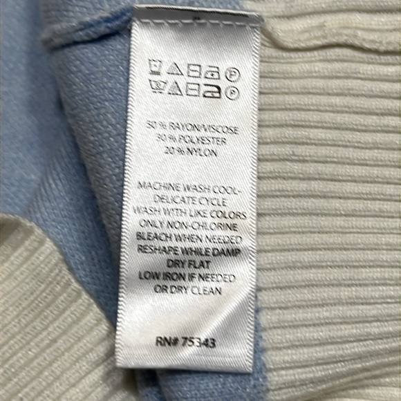 Nanette Lepore Blue Cream Plaid Button Up Cardigan Sz M NWT - Picture 12 of 12